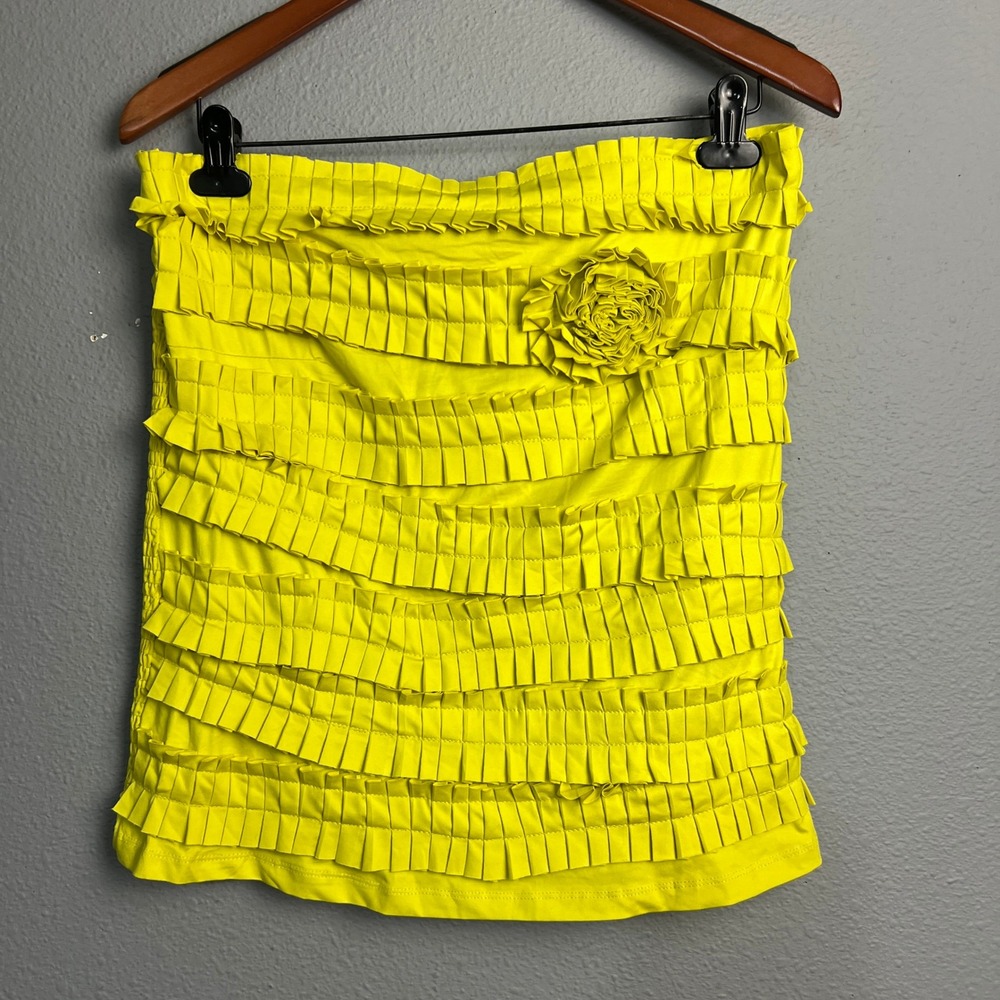 Roommates California Y2K Yellow Ruffle Strapless Top 14/16 Smocked Back Flower